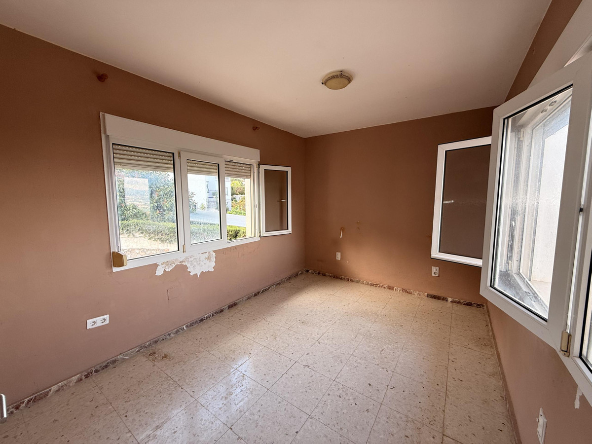 4 Bed Townhouse for sale in Alhaurín De La Torre Costa Del Sol, Málaga, Spain
