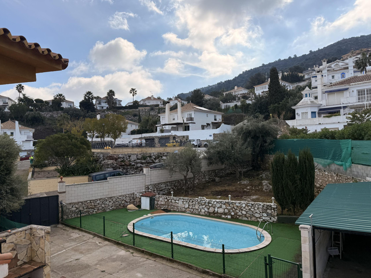 4 Bed Townhouse for sale in Alhaurín De La Torre Costa Del Sol, Málaga, Spain