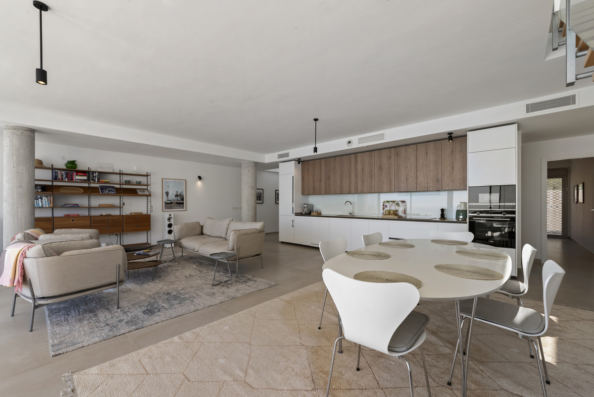 3 Bed Apartment for sale in Benalmadena Costa Del Sol, Málaga, Spain