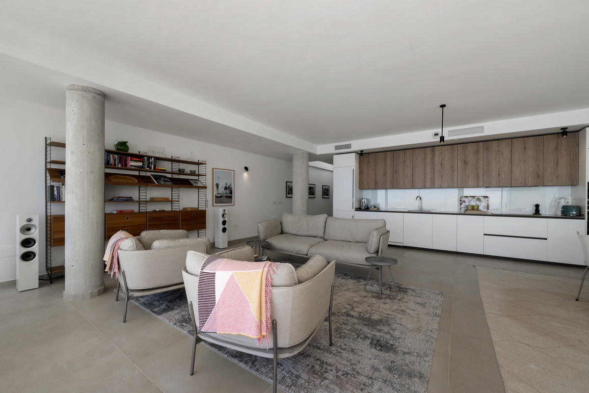 3 Bed Apartment for sale in Benalmadena Costa Del Sol, Málaga, Spain