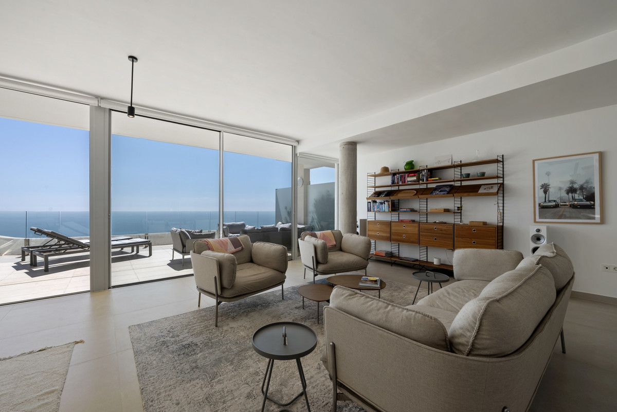 3 Bed Apartment for sale in Benalmadena Costa Del Sol, Málaga, Spain