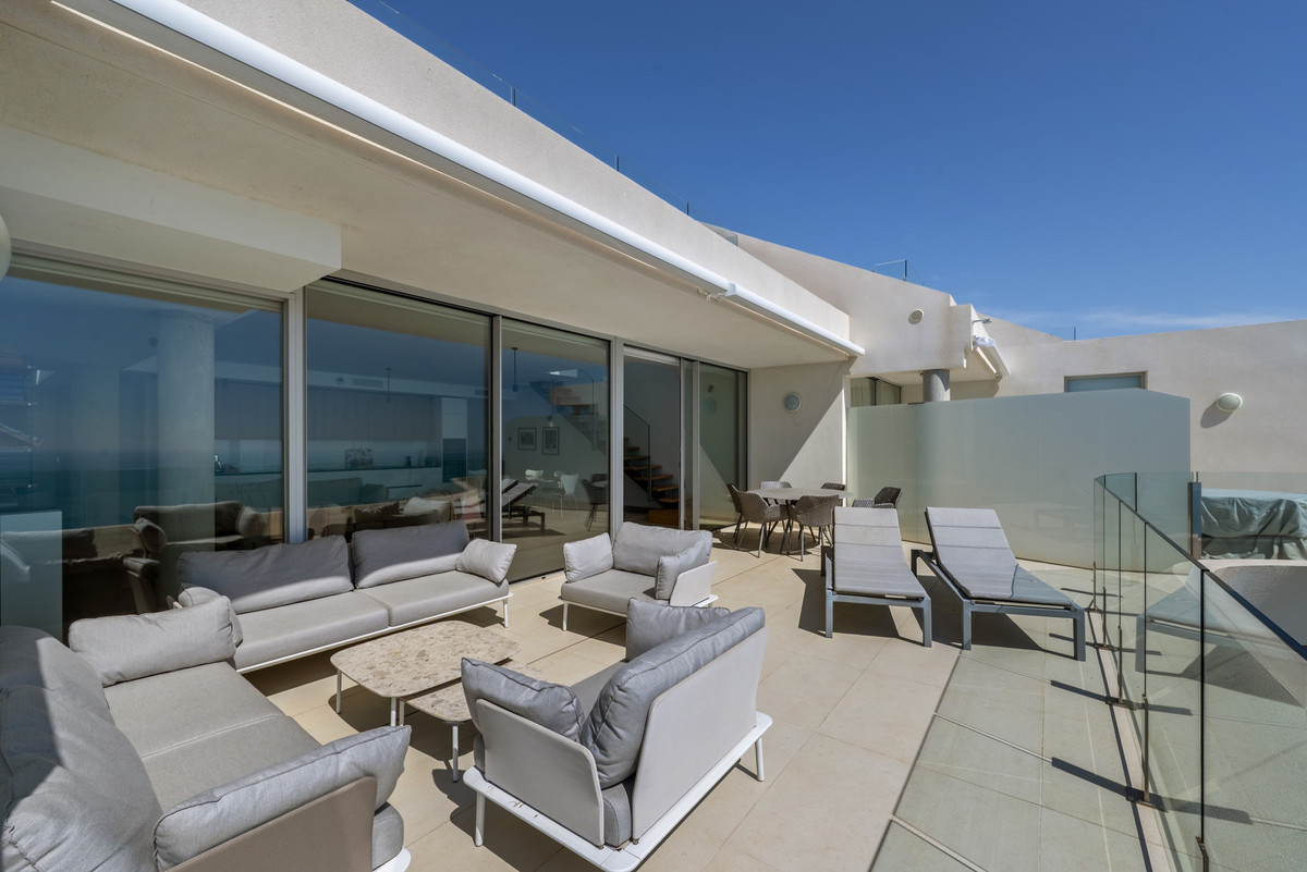 3 Bed Apartment for sale in Benalmadena Costa Del Sol, Málaga, Spain
