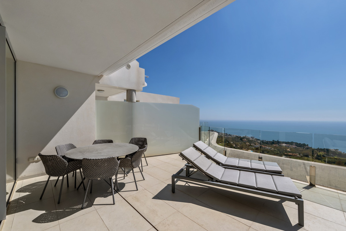 3 Bed Apartment for sale in Benalmadena Costa Del Sol, Málaga, Spain