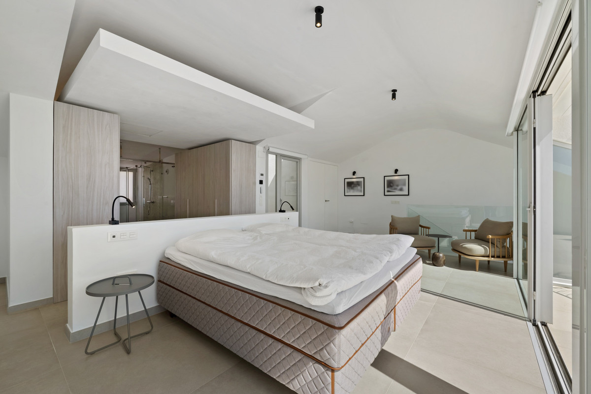 3 Bed Apartment for sale in Benalmadena Costa Del Sol, Málaga, Spain