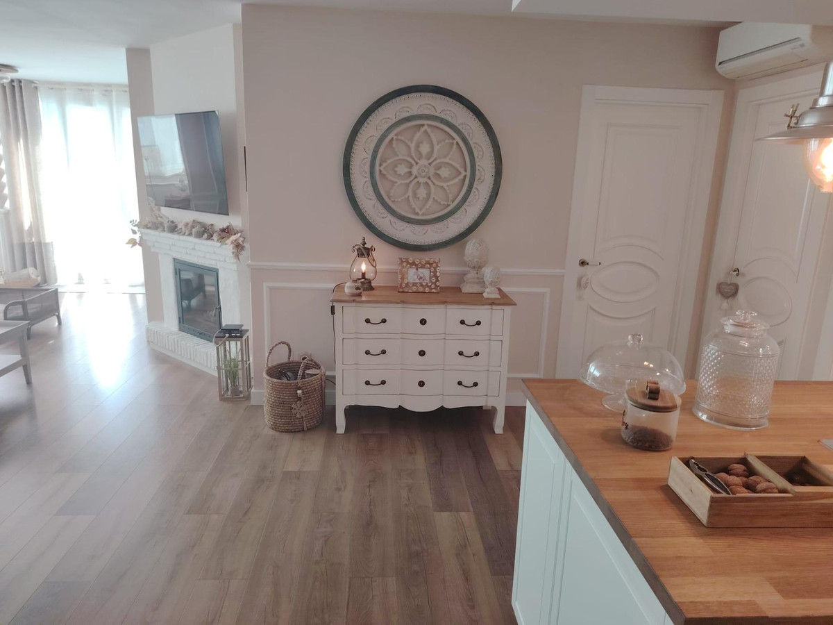 2 Bed Apartment for sale in Benalmadena Costa Del Sol, Málaga, Spain