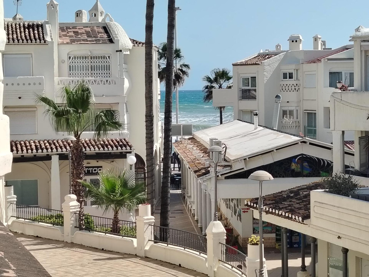 2 Bed Apartment for sale in Benalmadena Costa Del Sol, Málaga, Spain