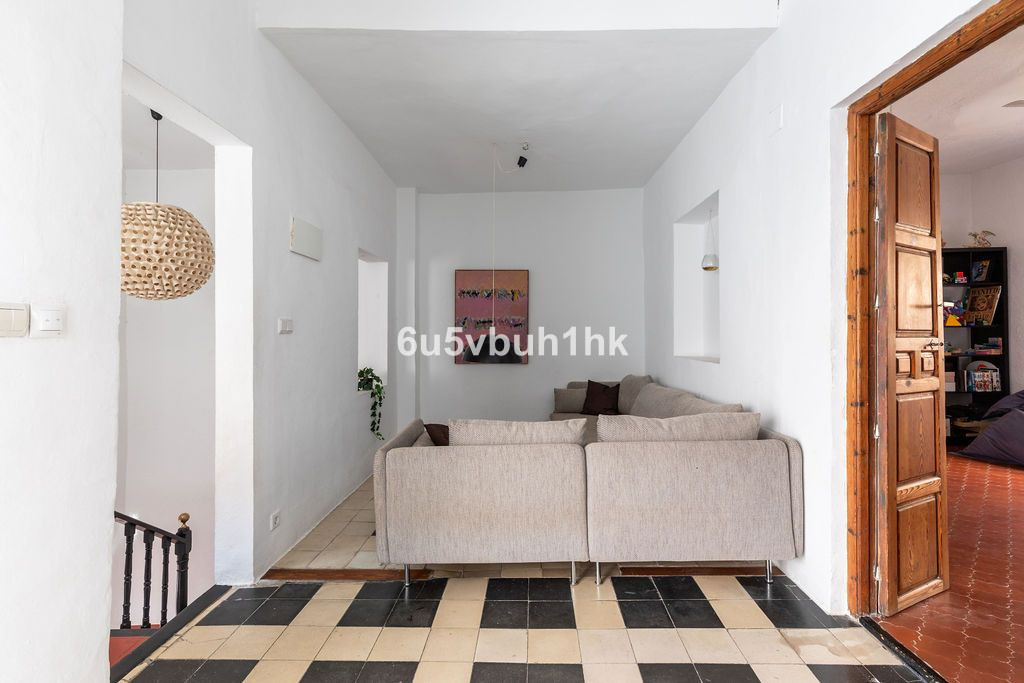 8 Bed Townhouse for sale in Málaga Costa Del Sol, Málaga, Spain