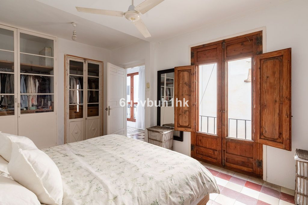 8 Bed Townhouse for sale in Málaga Costa Del Sol, Málaga, Spain