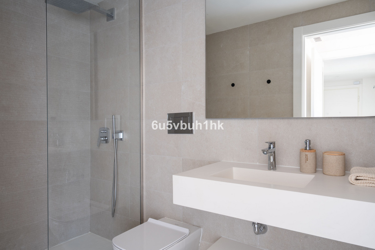 2 Bed Apartment for sale in Calanova Golf Costa Del Sol, Málaga, Spain