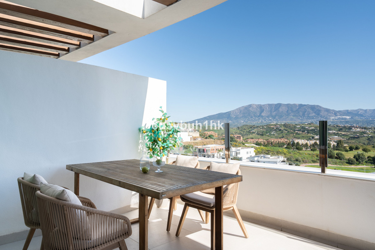 2 Bed Apartment for sale in Calanova Golf Costa Del Sol, Málaga, Spain
