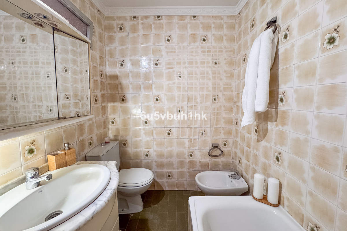 Se vende Apartamento Planta Baja de 3 dormitorios en Costa Del Sol, Málaga, España