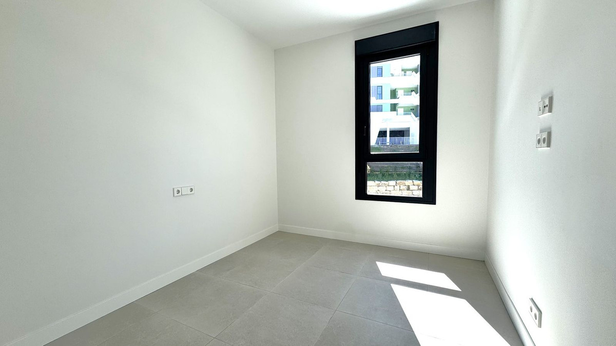 Se vende Apartamento Planta Media de 3 dormitorios en Costa Del Sol, Málaga, España