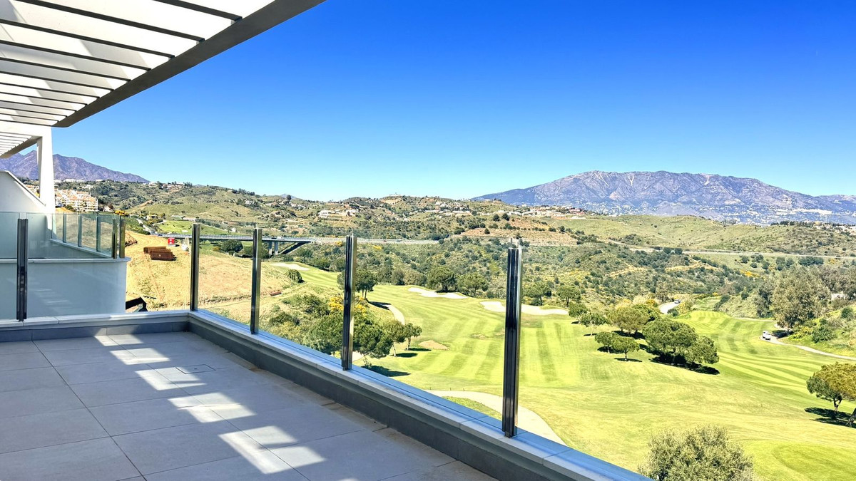 Se vende Apartamento Planta Media de 3 dormitorios en Costa Del Sol, Málaga, España
