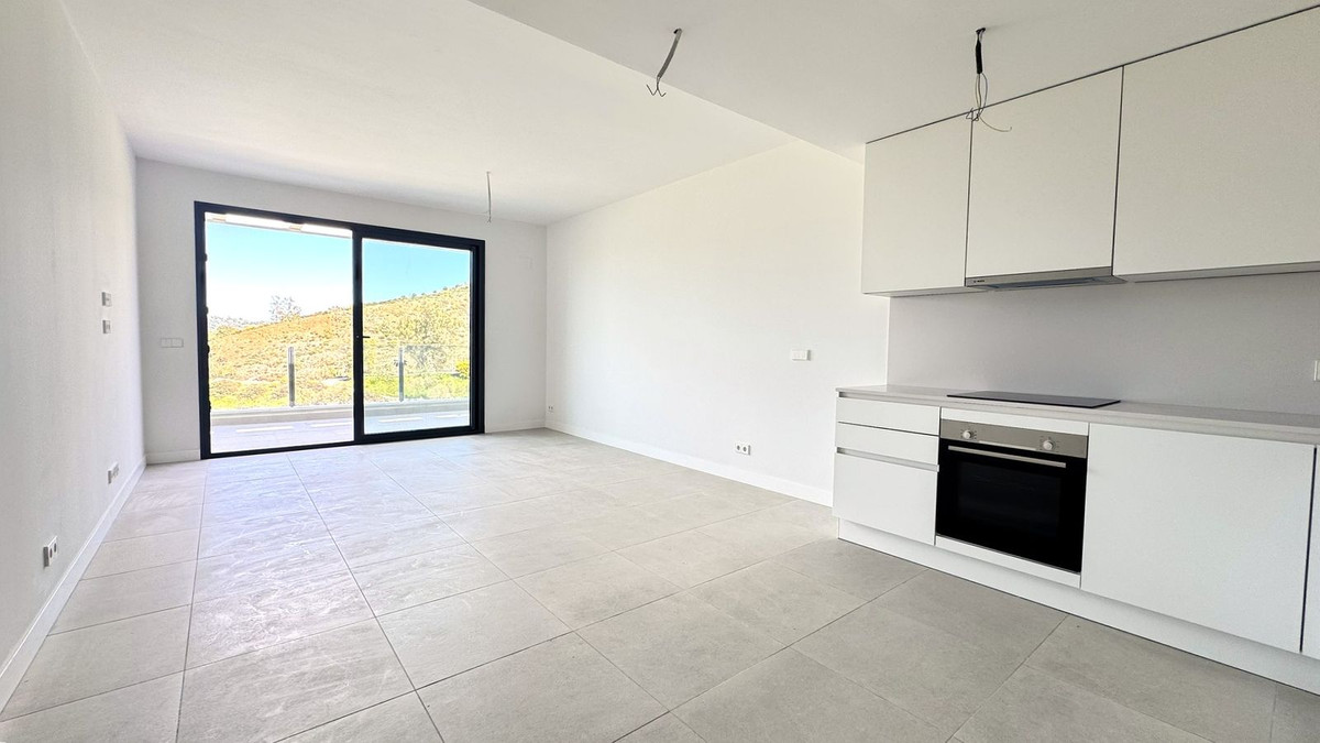 Se vende Apartamento Planta Media de 3 dormitorios en Costa Del Sol, Málaga, España