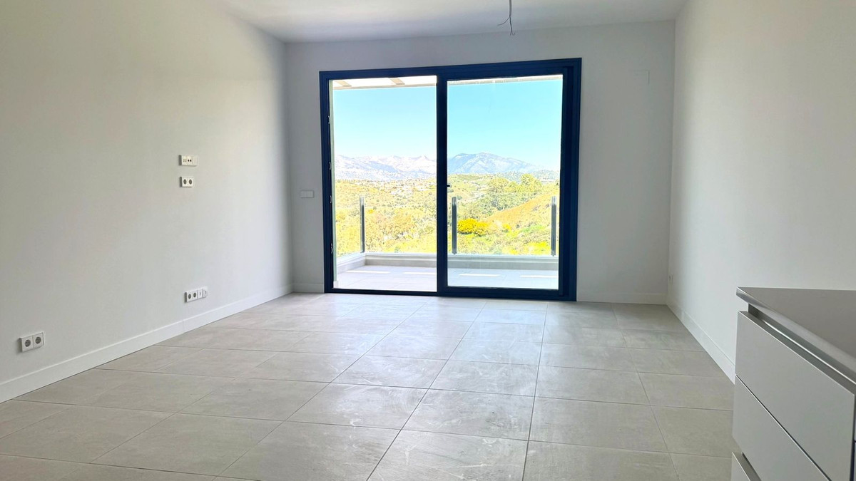 Se vende Apartamento Planta Media de 3 dormitorios en Costa Del Sol, Málaga, España