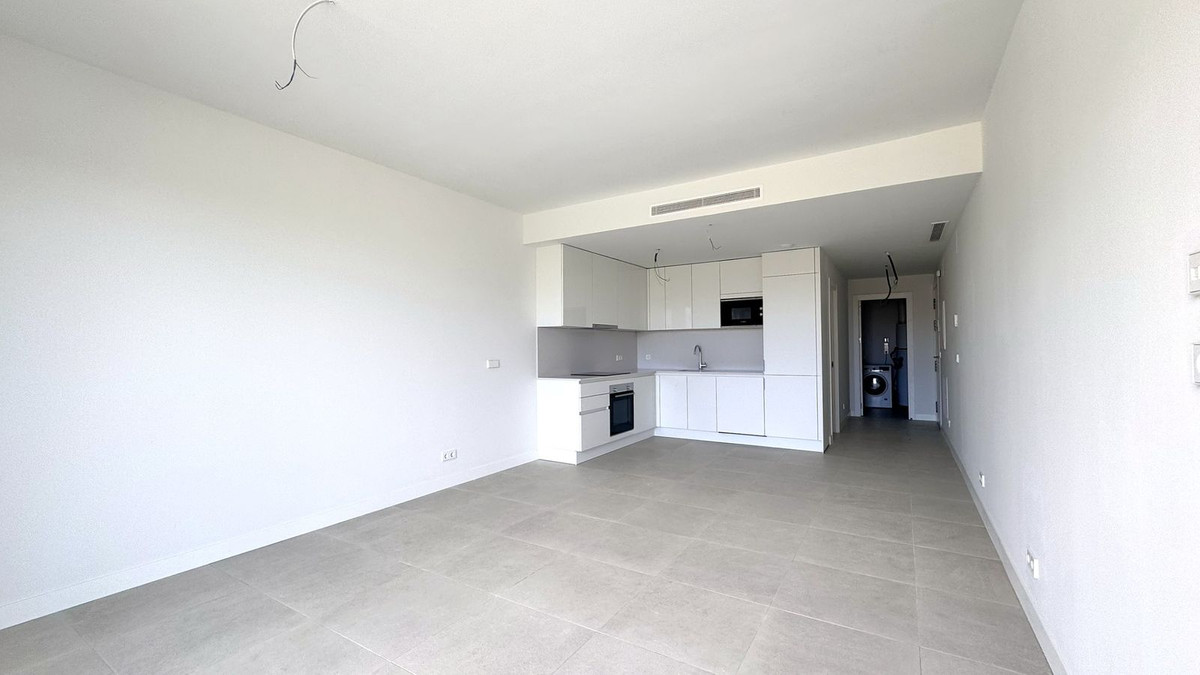 Se vende Apartamento Planta Media de 3 dormitorios en Costa Del Sol, Málaga, España