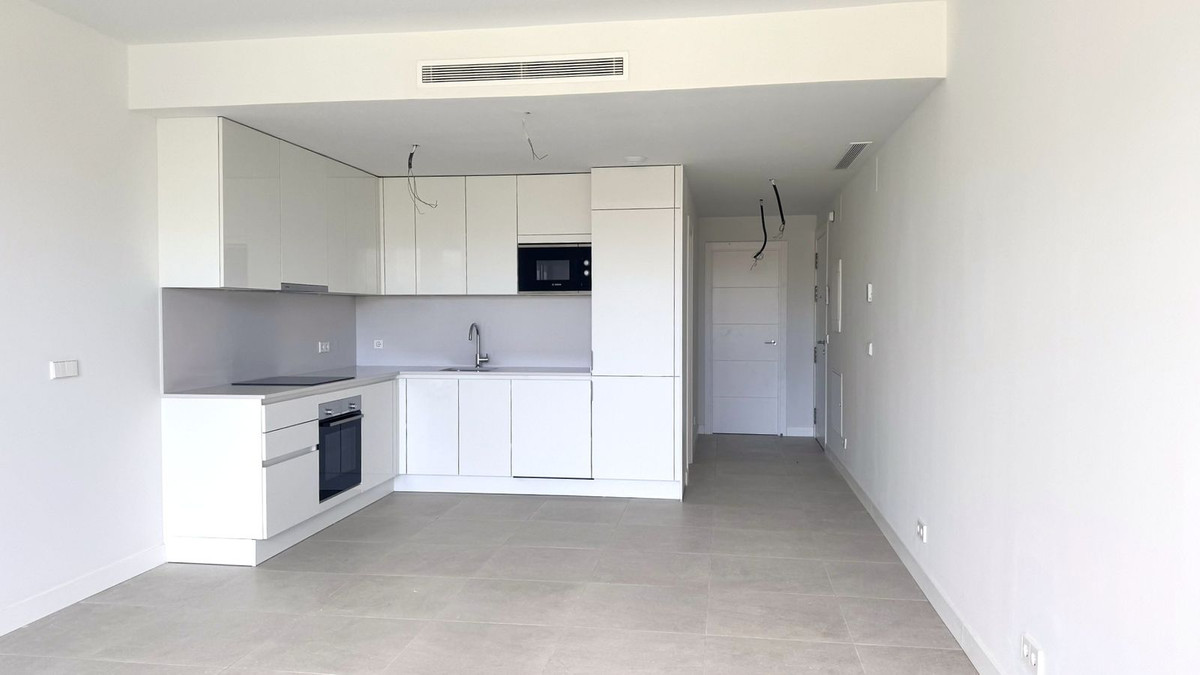Se vende Apartamento Planta Media de 3 dormitorios en Costa Del Sol, Málaga, España