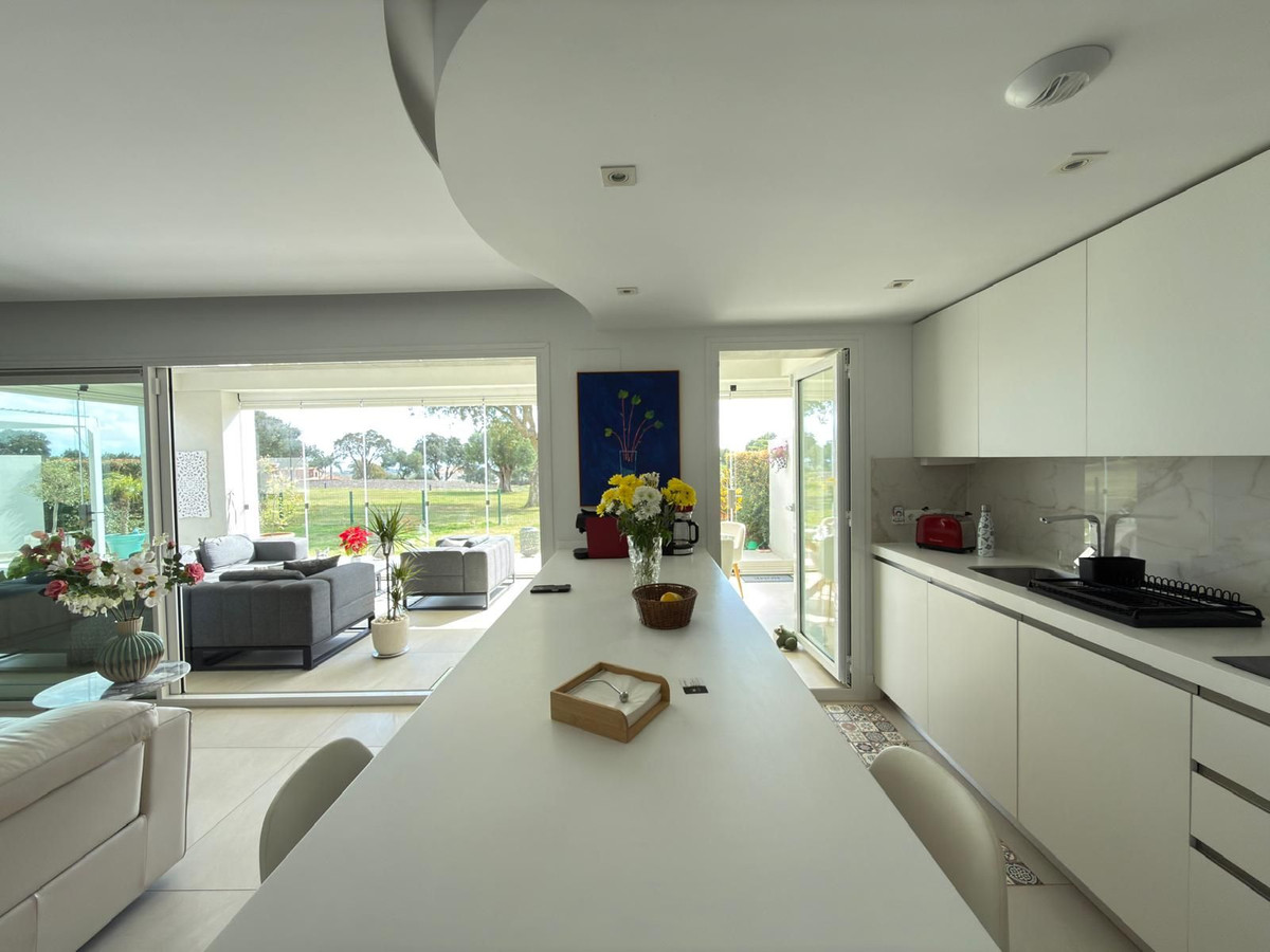 3 Bed Apartment for sale in San Roque Costa Del Sol, Cádiz, Spain