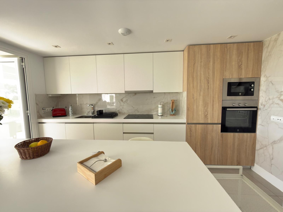 3 Bed Apartment for sale in San Roque Costa Del Sol, Cádiz, Spain