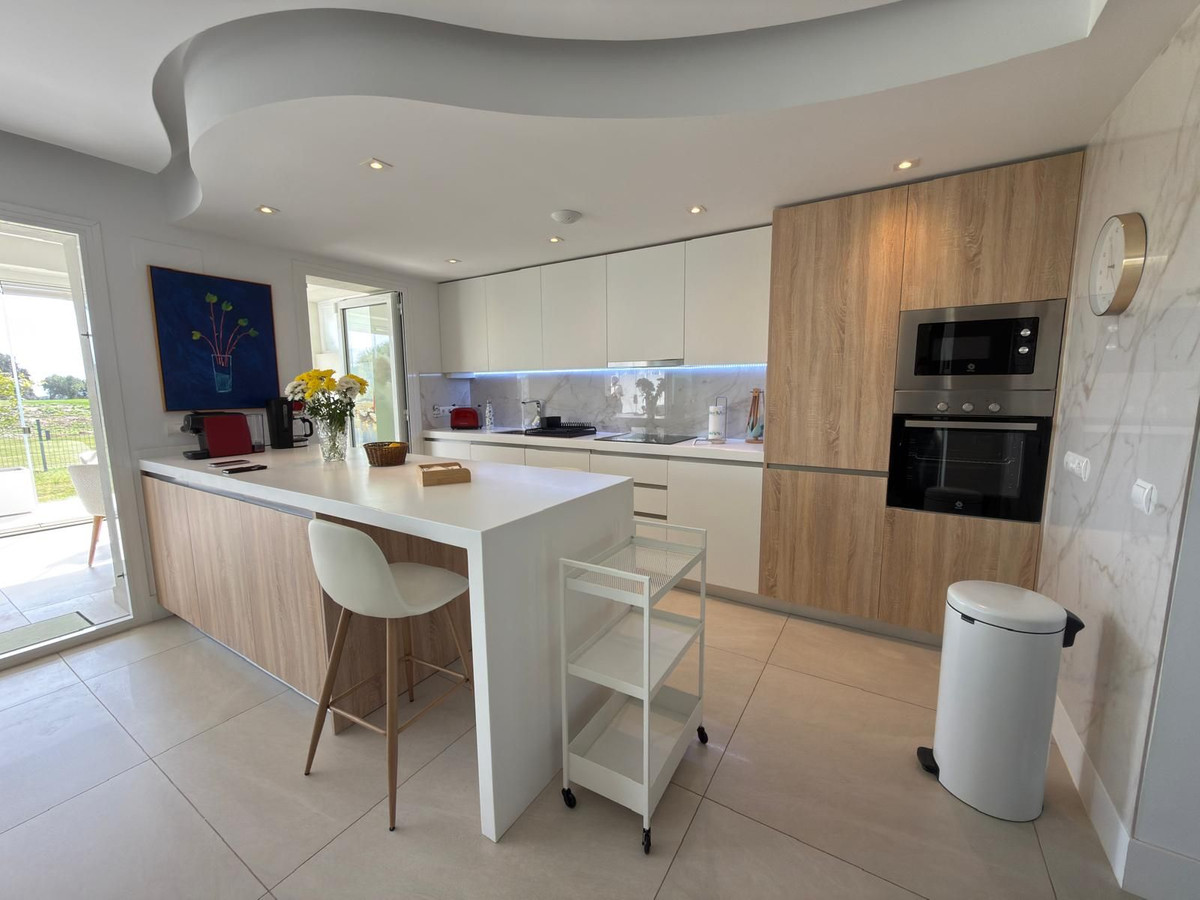 3 Bed Apartment for sale in San Roque Costa Del Sol, Cádiz, Spain