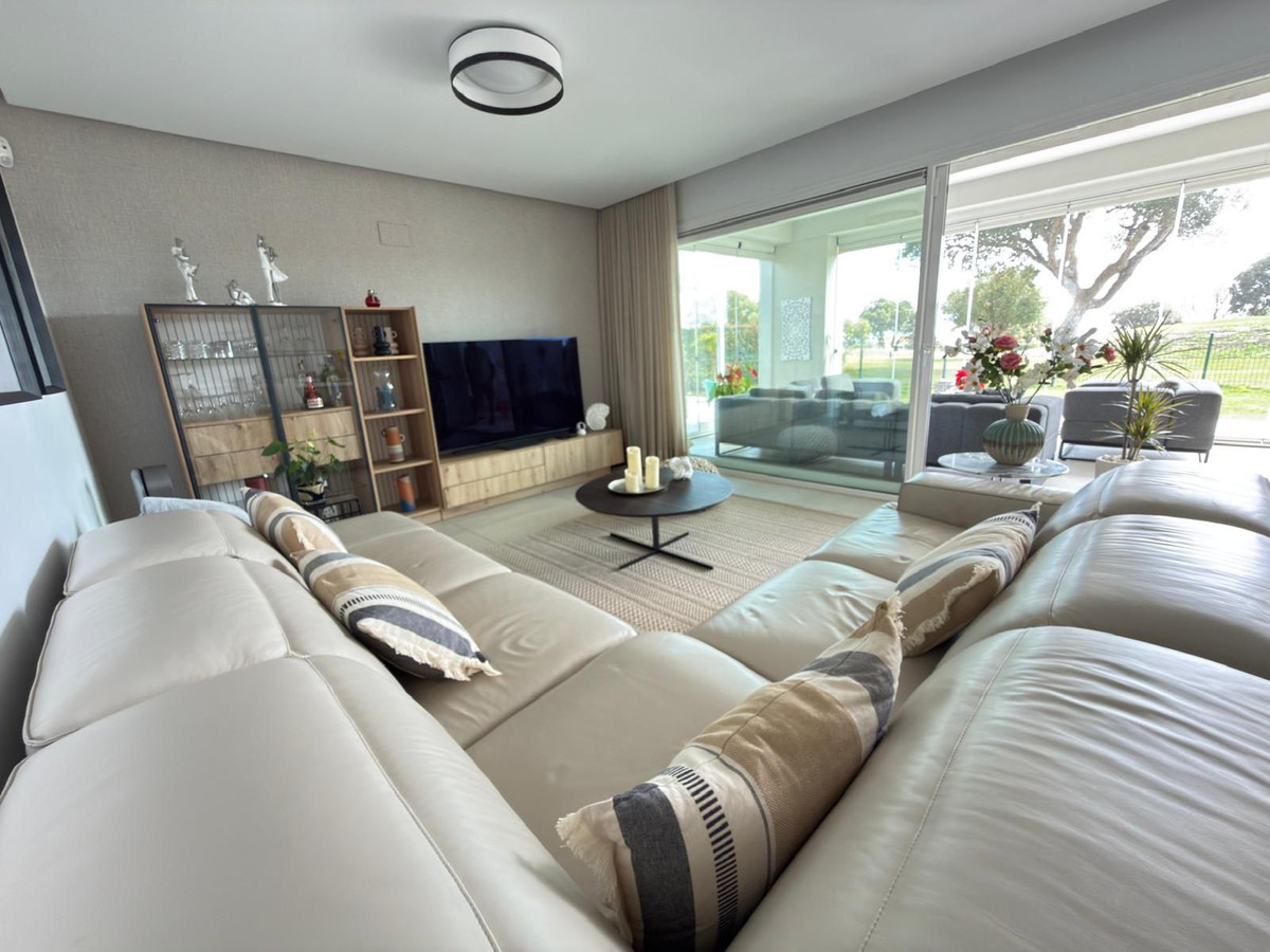 3 Bed Apartment for sale in San Roque Costa Del Sol, Cádiz, Spain