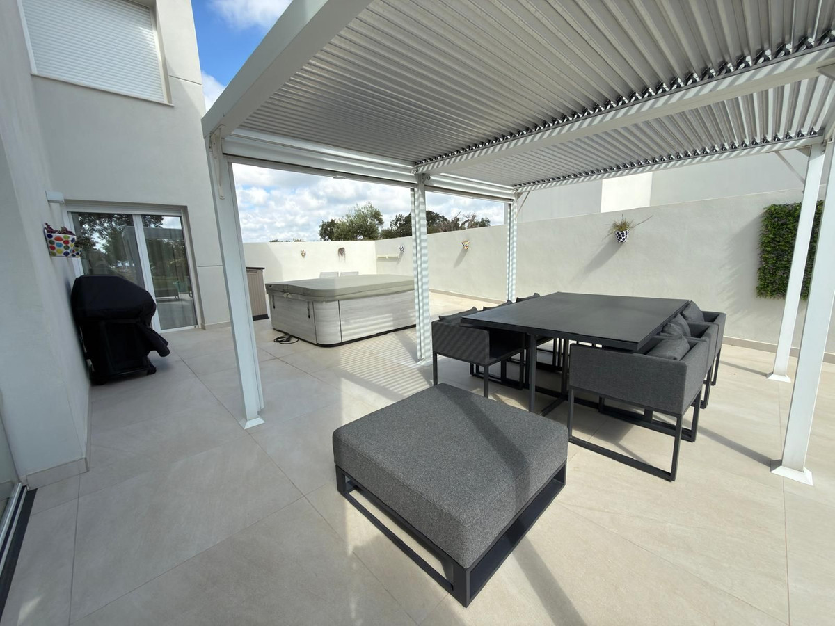 3 Bed Apartment for sale in San Roque Costa Del Sol, Cádiz, Spain