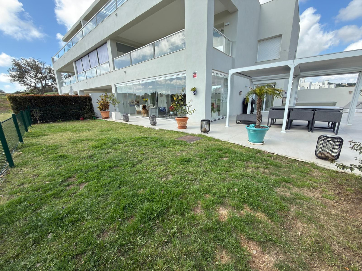 3 Bed Apartment for sale in San Roque Costa Del Sol, Cádiz, Spain