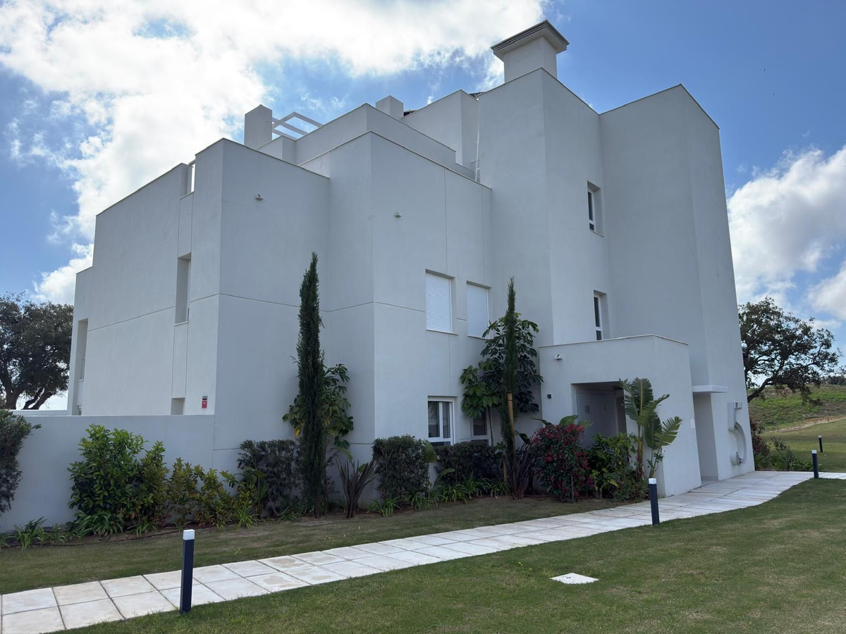3 Bed Apartment for sale in San Roque Costa Del Sol, Cádiz, Spain