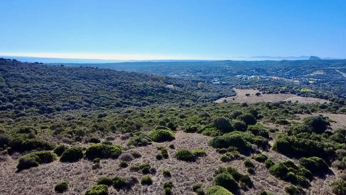 Se vende Terreno con Ruina  en Costa Del Sol, Cadiz, España