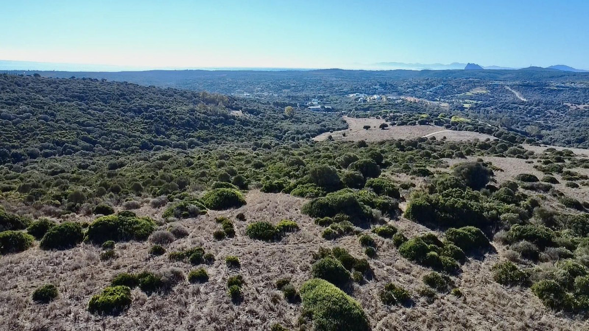 Se vende Terreno con Ruina  en Costa Del Sol, Cadiz, España
