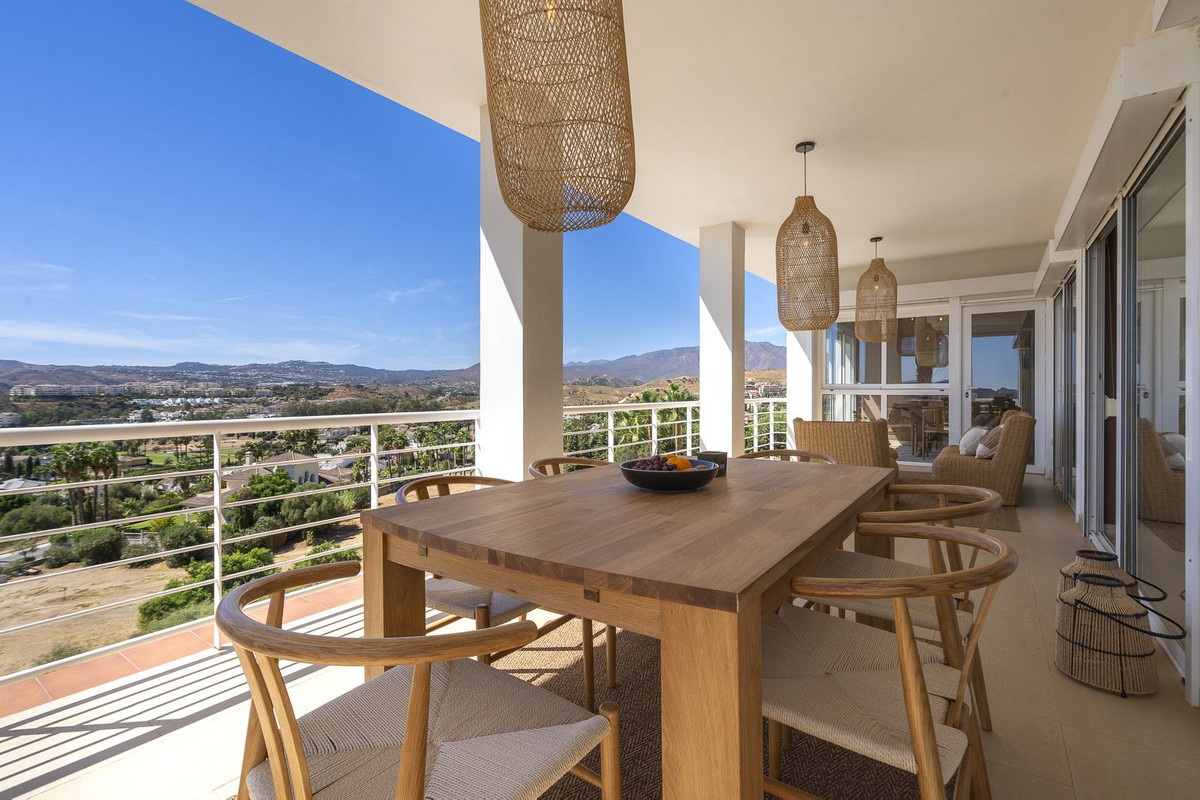 6 Bed Townhouse for sale in Mijas Costa Del Sol, Málaga, Spain