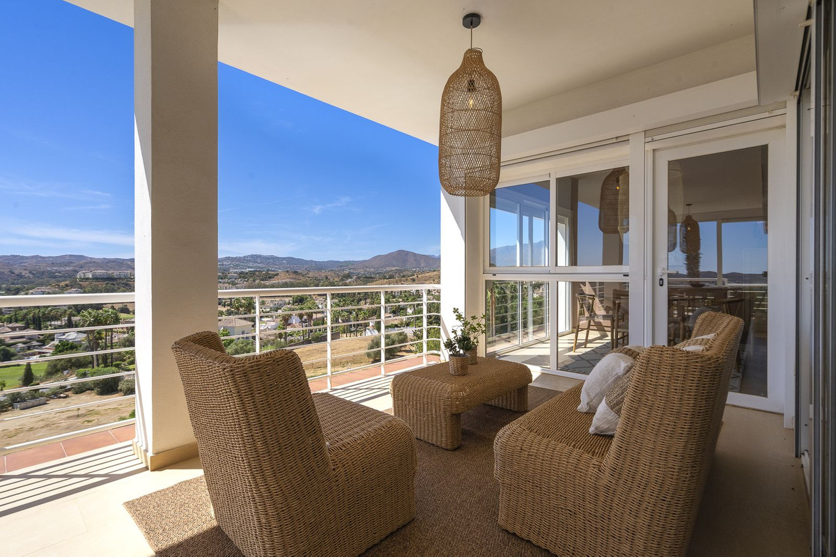 6 Bed Townhouse for sale in Mijas Costa Del Sol, Málaga, Spain
