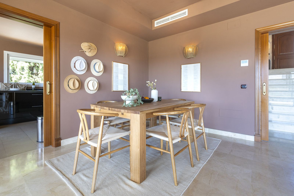 6 Bed Townhouse for sale in Mijas Costa Del Sol, Málaga, Spain