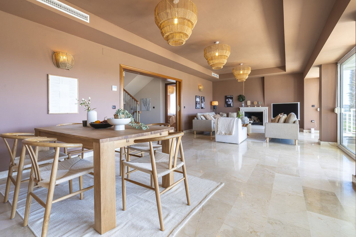 6 Bed Townhouse for sale in Mijas Costa Del Sol, Málaga, Spain