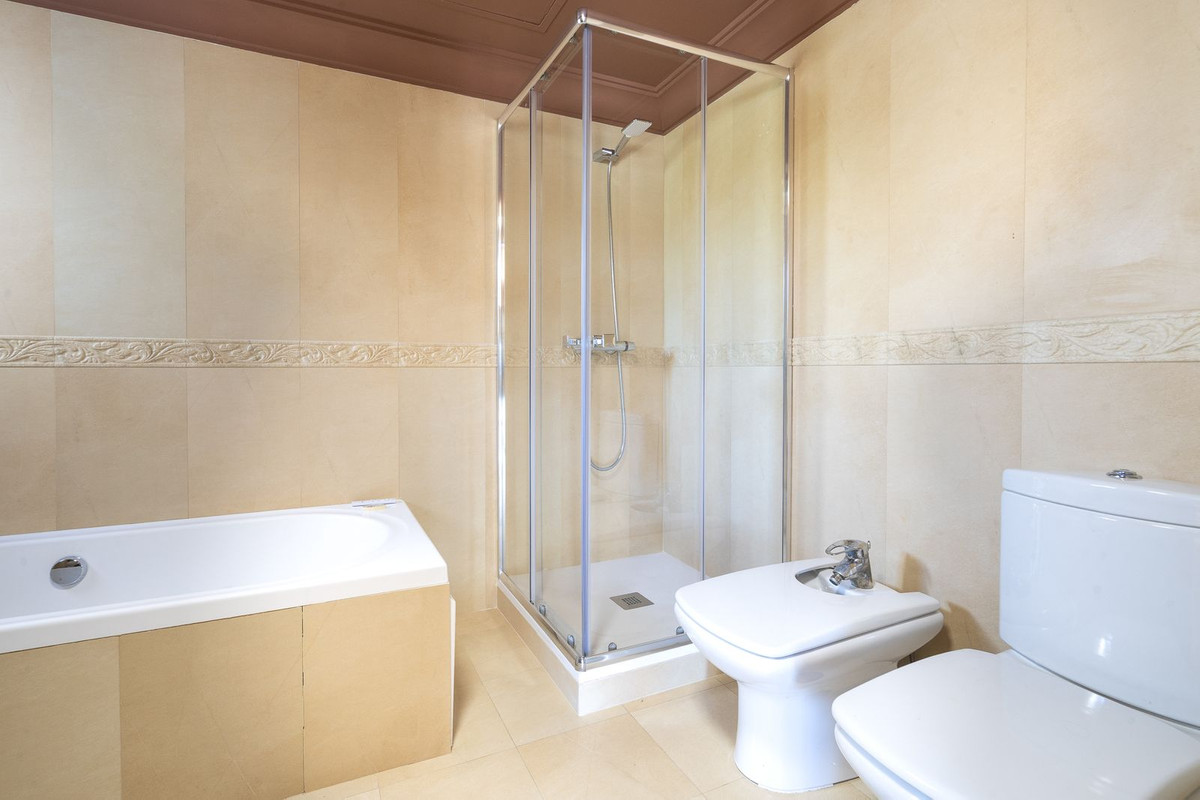 6 Bed Townhouse for sale in Mijas Costa Del Sol, Málaga, Spain
