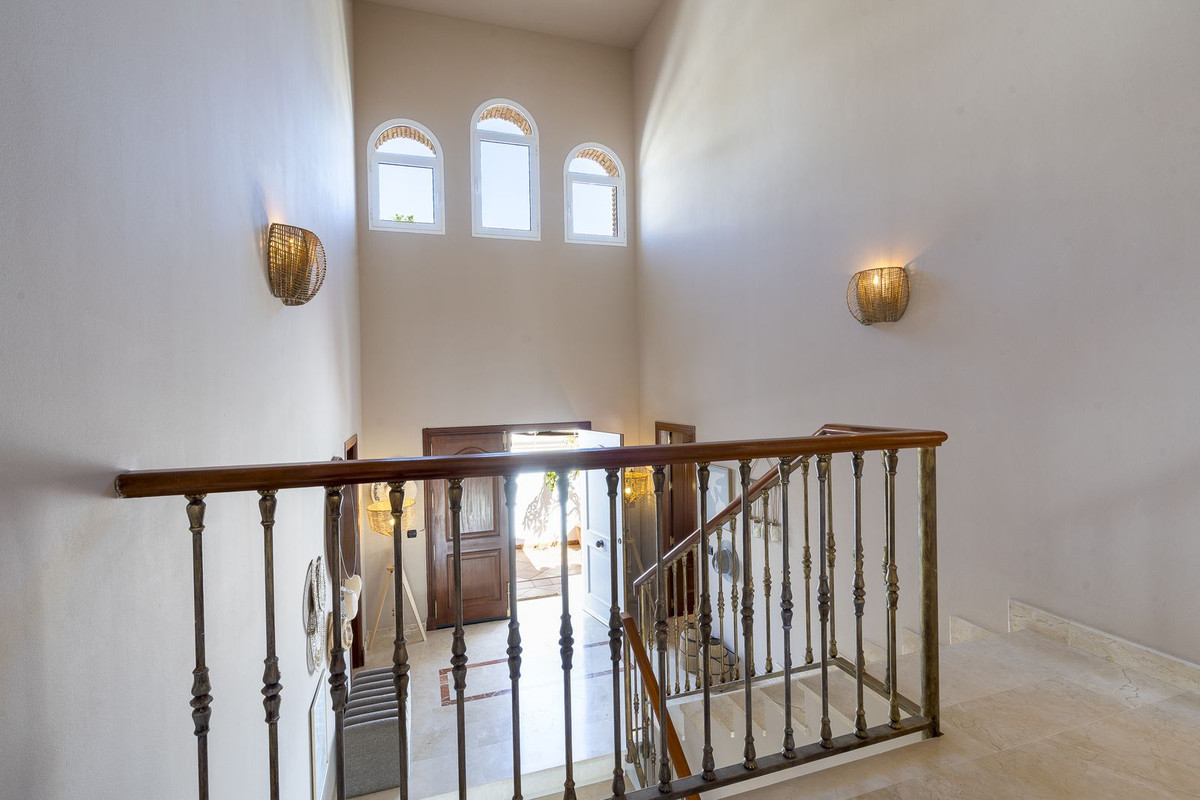 6 Bed Townhouse for sale in Mijas Costa Del Sol, Málaga, Spain