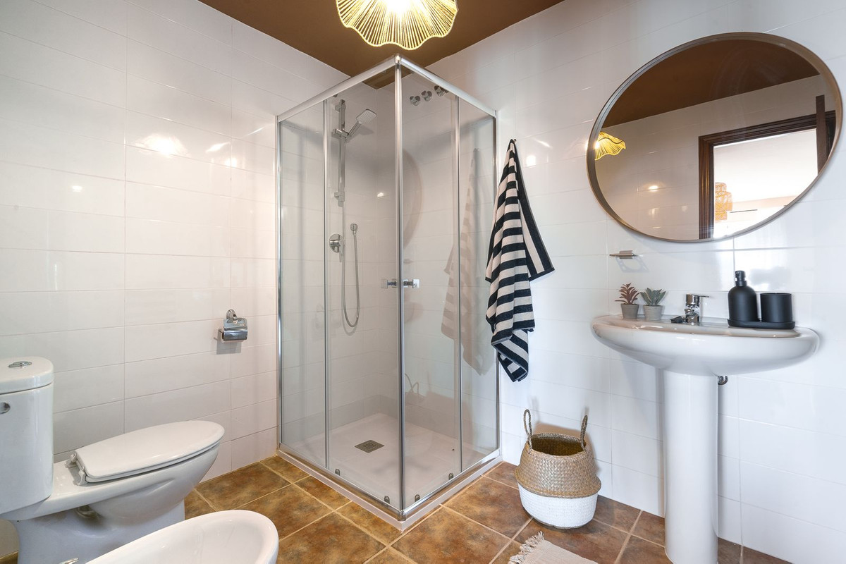 6 Bed Townhouse for sale in Mijas Costa Del Sol, Málaga, Spain