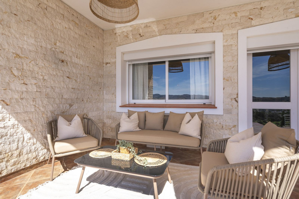 6 Bed Townhouse for sale in Mijas Costa Del Sol, Málaga, Spain