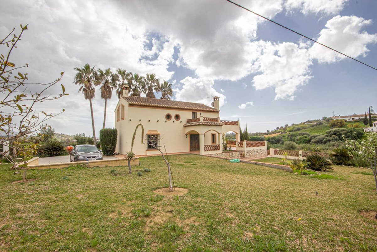 3 Bed Townhouse for sale in La Cala De Mijas Costa Del Sol, Málaga, Spain