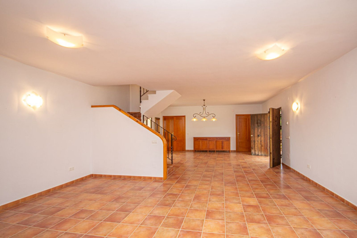 3 Bed Townhouse for sale in La Cala De Mijas Costa Del Sol, Málaga, Spain