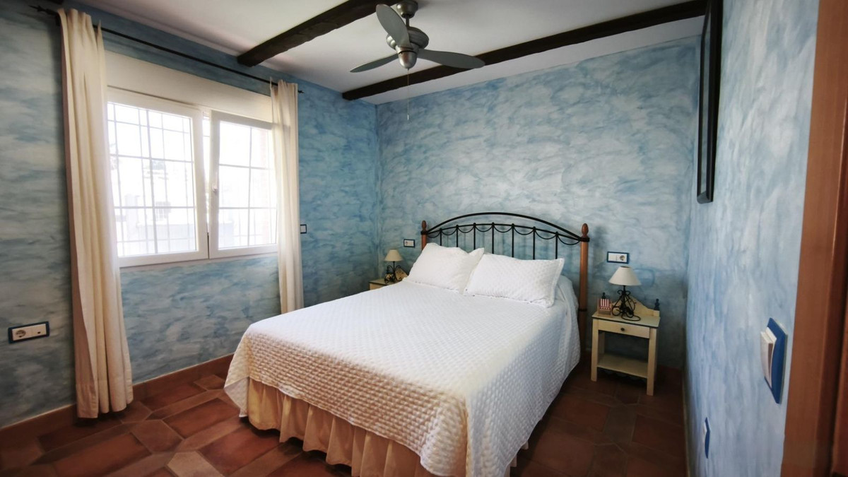 Se vende Villa - Chalet de 4 dormitorios en Costa Calida, Murcia, España
