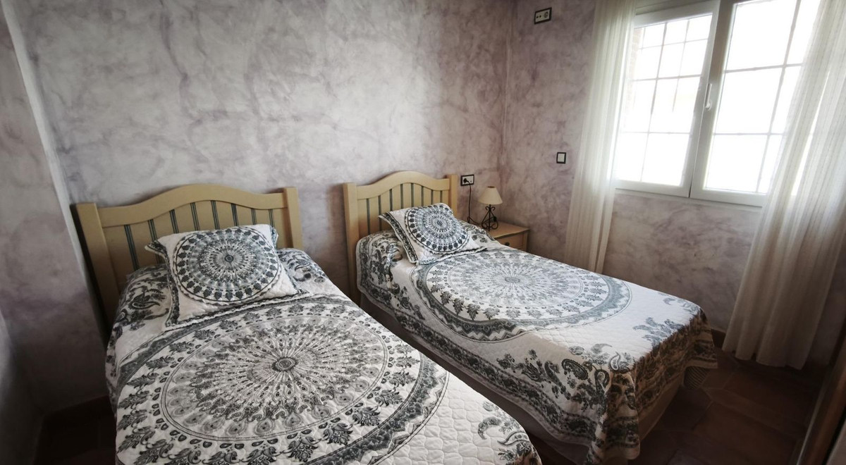 Se vende Villa - Chalet de 4 dormitorios en Costa Calida, Murcia, España