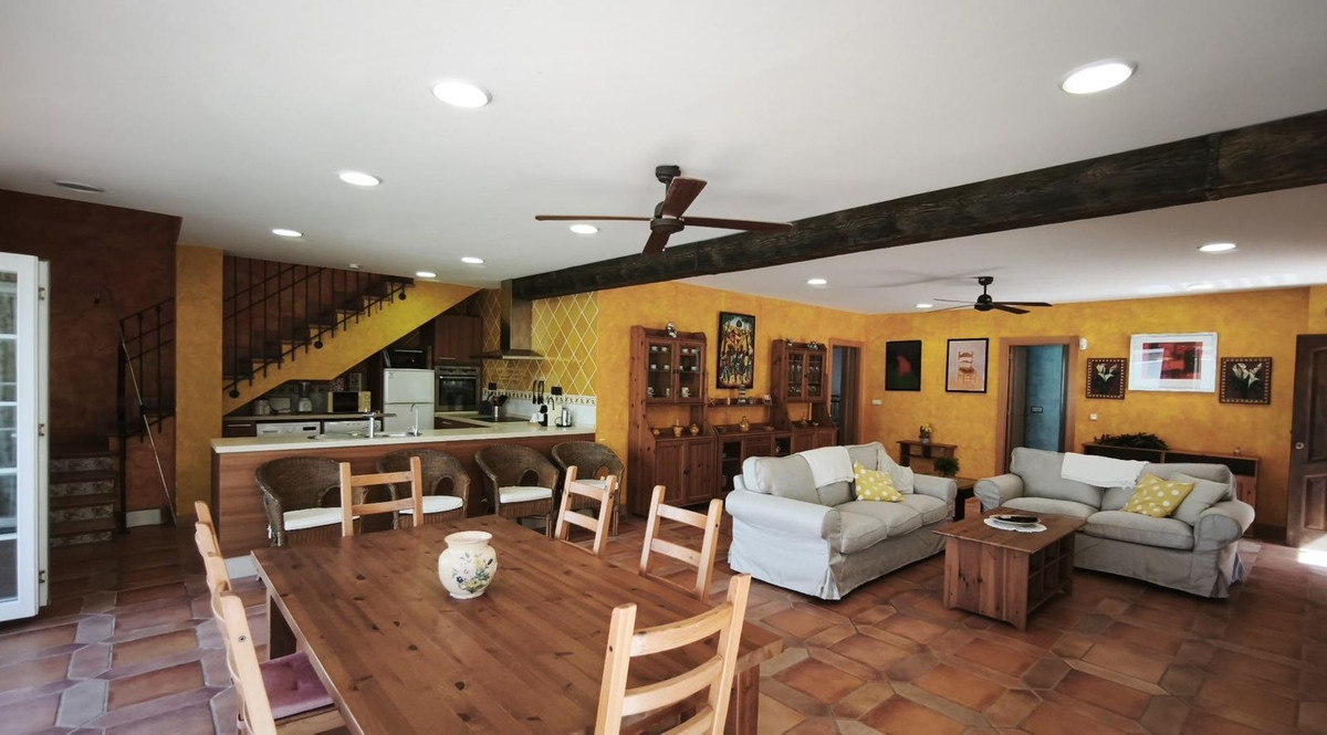 Se vende Villa - Chalet de 4 dormitorios en Costa Calida, Murcia, España