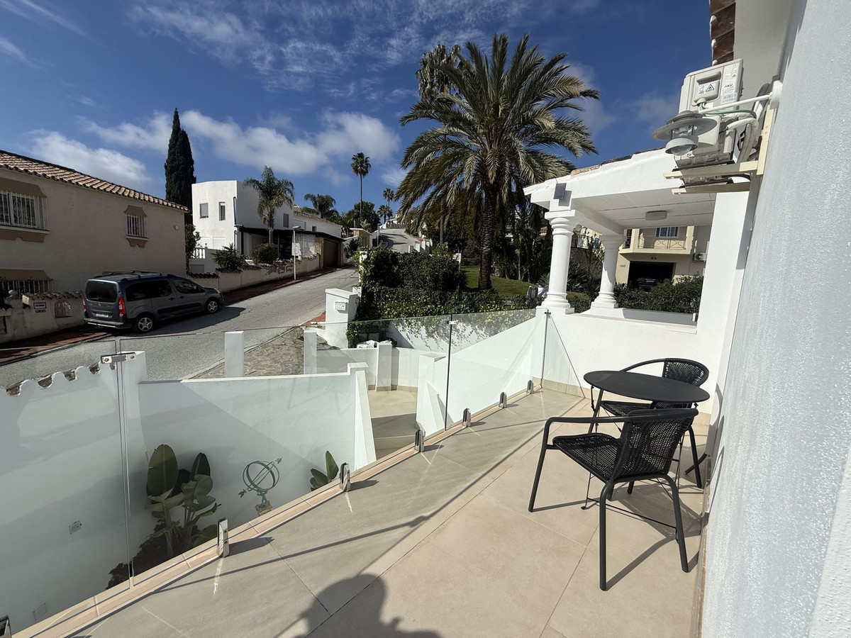 5 Bed Townhouse for sale in Mijas Costa Del Sol, Málaga, Spain