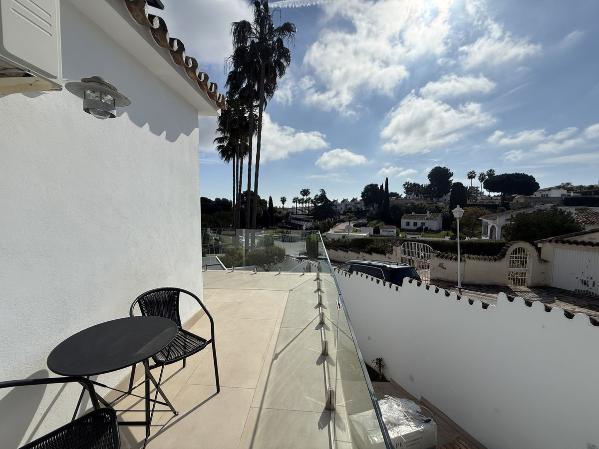 5 Bed Townhouse for sale in Mijas Costa Del Sol, Málaga, Spain