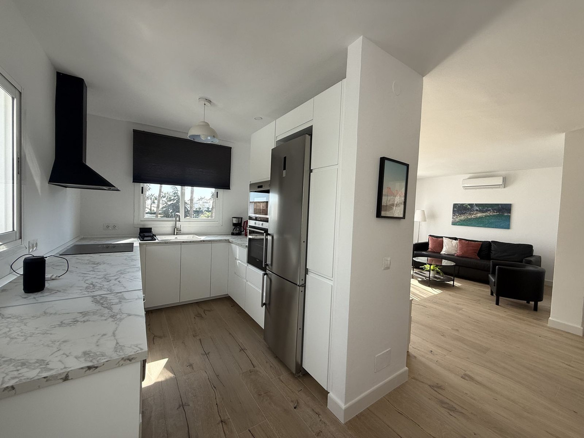 5 Bed Townhouse for sale in Mijas Costa Del Sol, Málaga, Spain