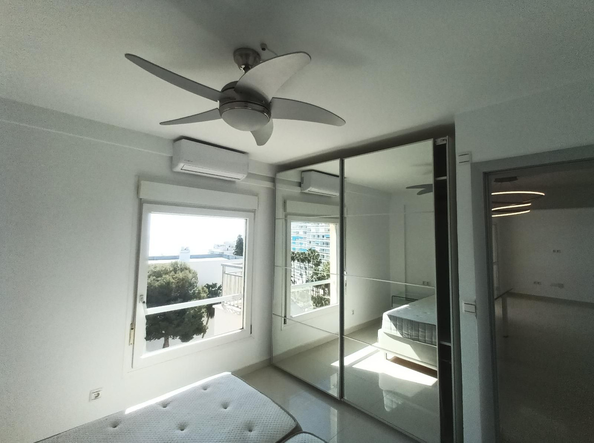 Se vende Apartamento Planta Media de 3 dormitorios en Costa Del Sol, Málaga, España