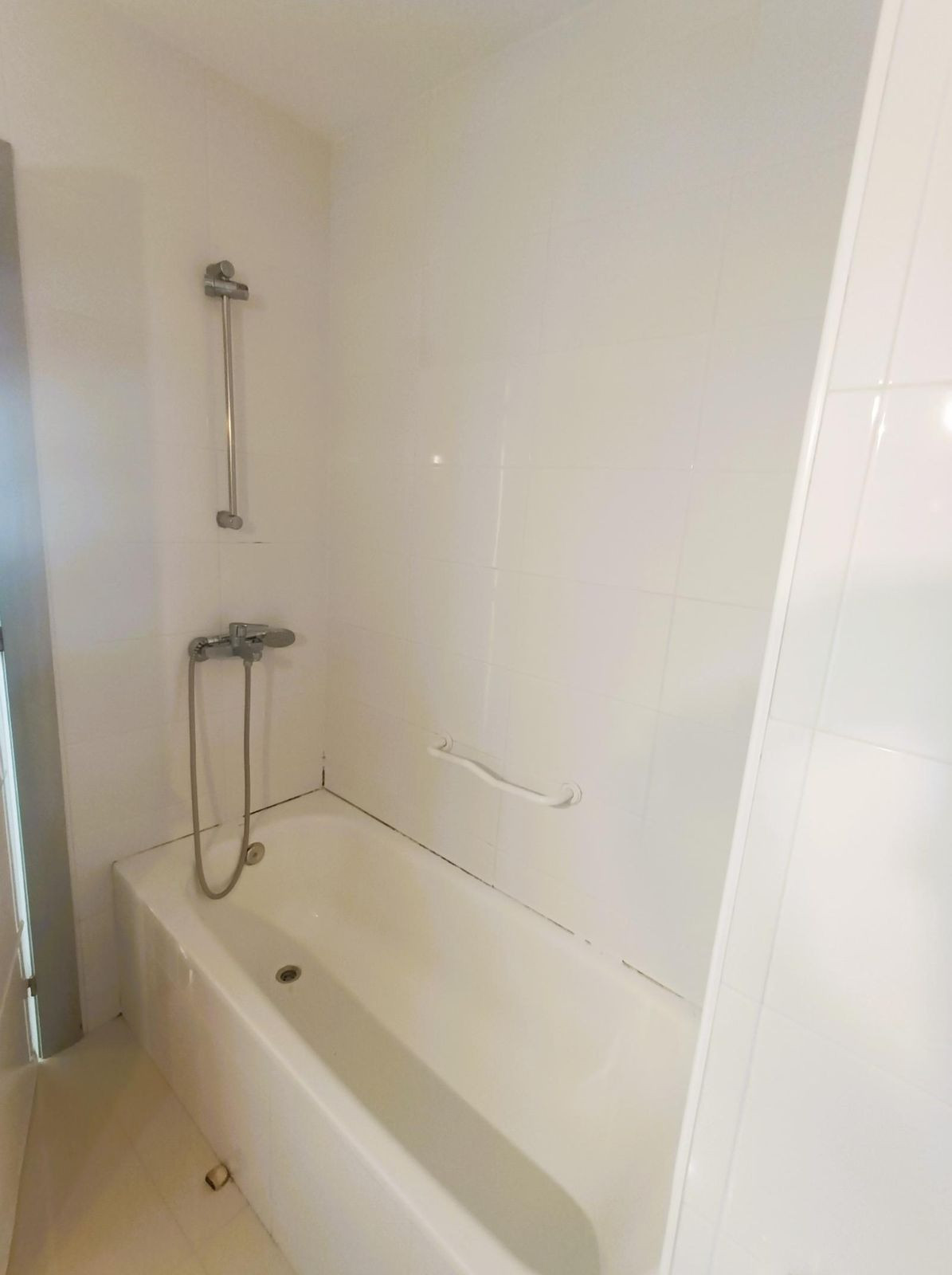 Se vende Apartamento Planta Media de 3 dormitorios en Costa Del Sol, Málaga, España