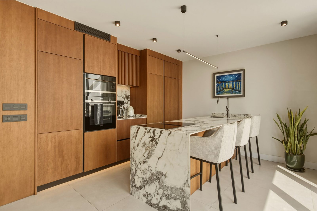 2 Bed Apartment for sale in La Quinta Costa Del Sol, Málaga, Spain