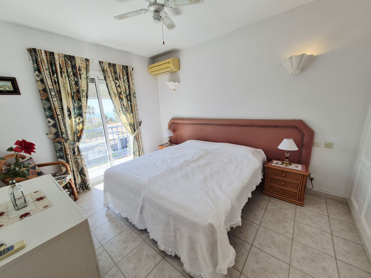 2 Bed Apartment for sale in El Chaparral Costa Del Sol, Málaga, Spain